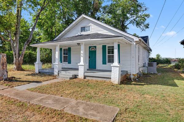 100 Keeton Ave, Old Hickory, TN 37138