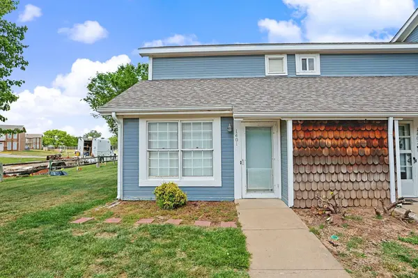 6725 W Shade #1401, Wichita, KS 67212