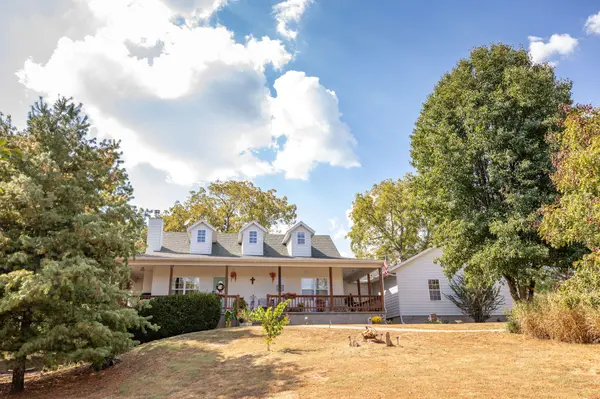 25323 Farm Road 1242, Golden, MO 65658
