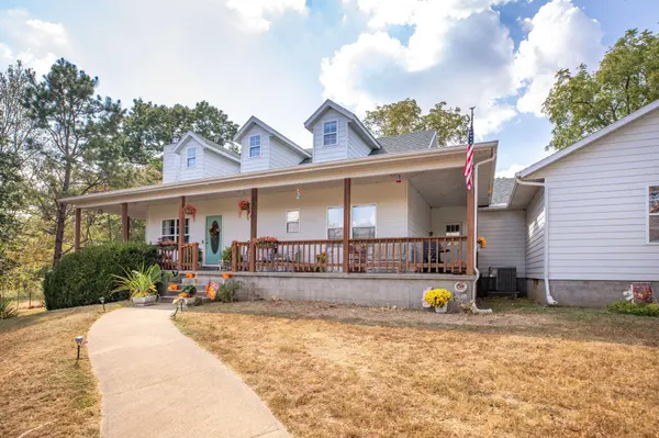 25323 Farm Road 1242, Golden, MO 65658