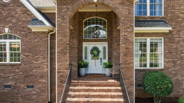 742 Tinsberry LN, Inman, SC 29349