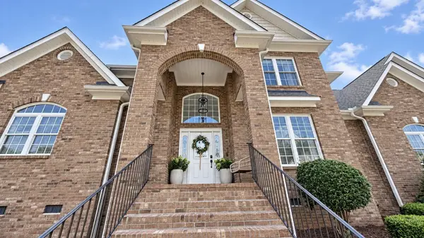 742 Tinsberry LN, Inman, SC 29349