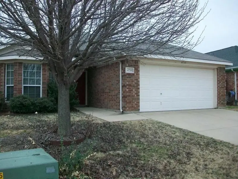 4735 Topaz Lane, Granbury, TX 76049