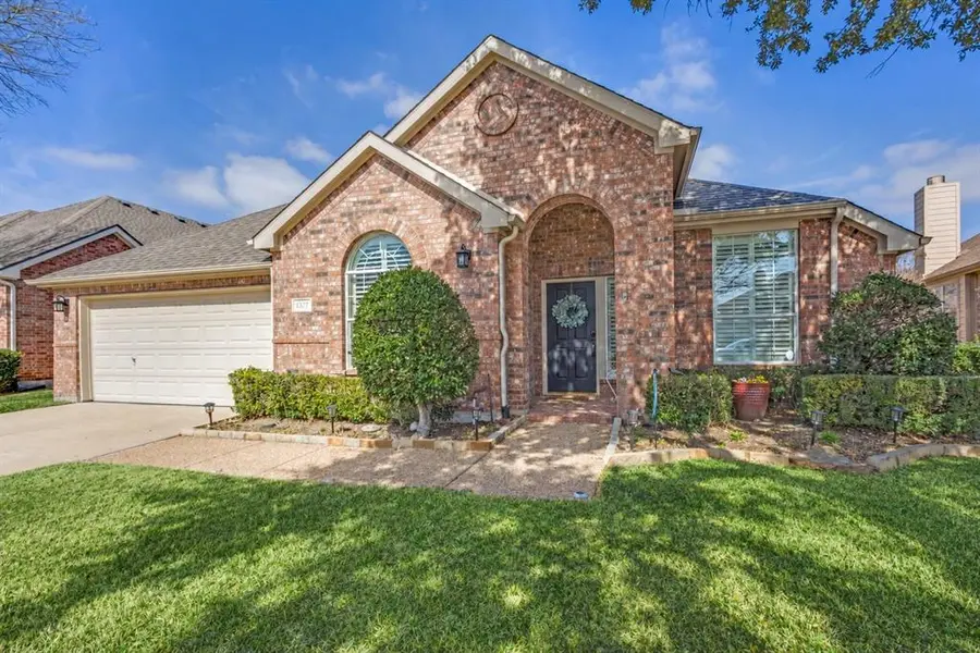 1377 Ranch House Drive, Fairview, TX 75069