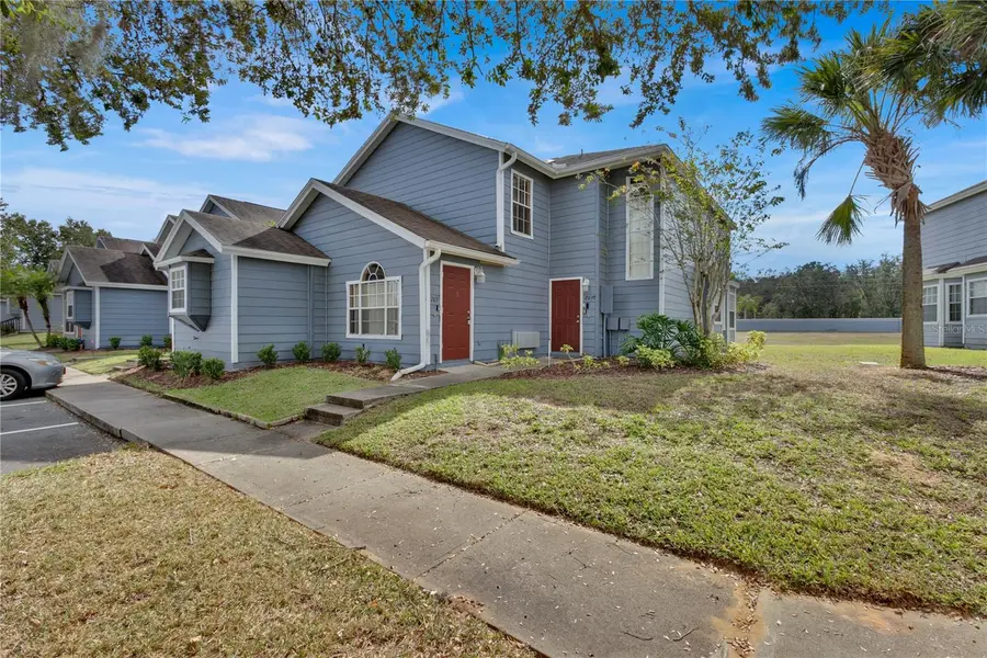 203 COCO PLUM DR #Front, Davenport, FL 33897