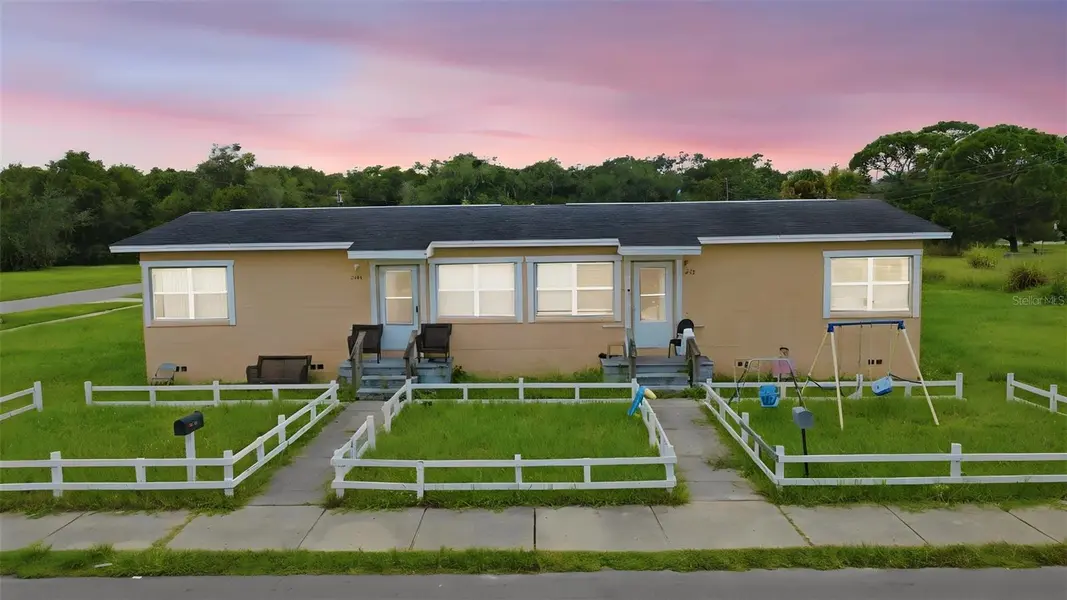 2410 MYRTLE AVE, Mims, FL 32754