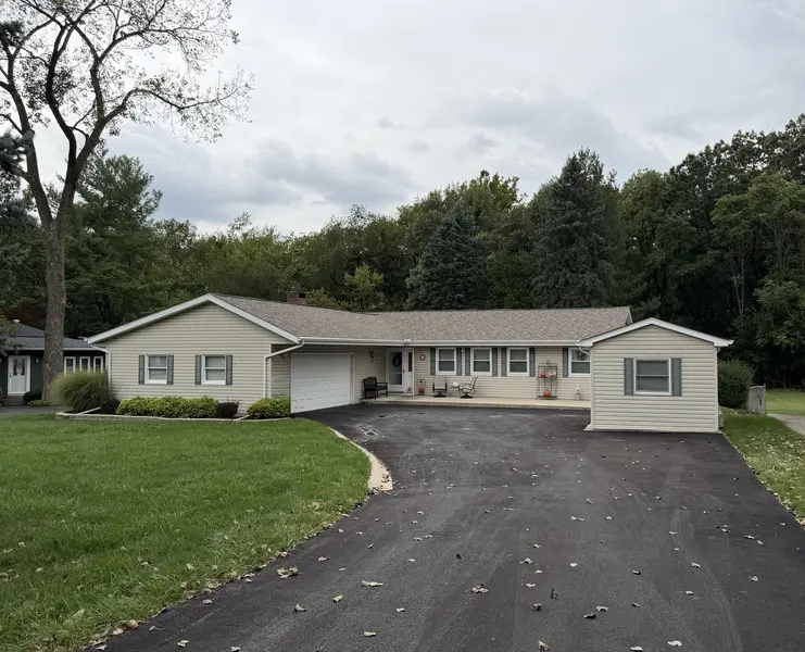 5820 Muskie TRL, Morris, IL 60450
