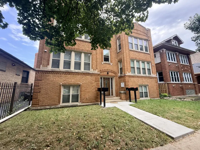 1025 S Austin BLVD #2N, Chicago, IL 60644