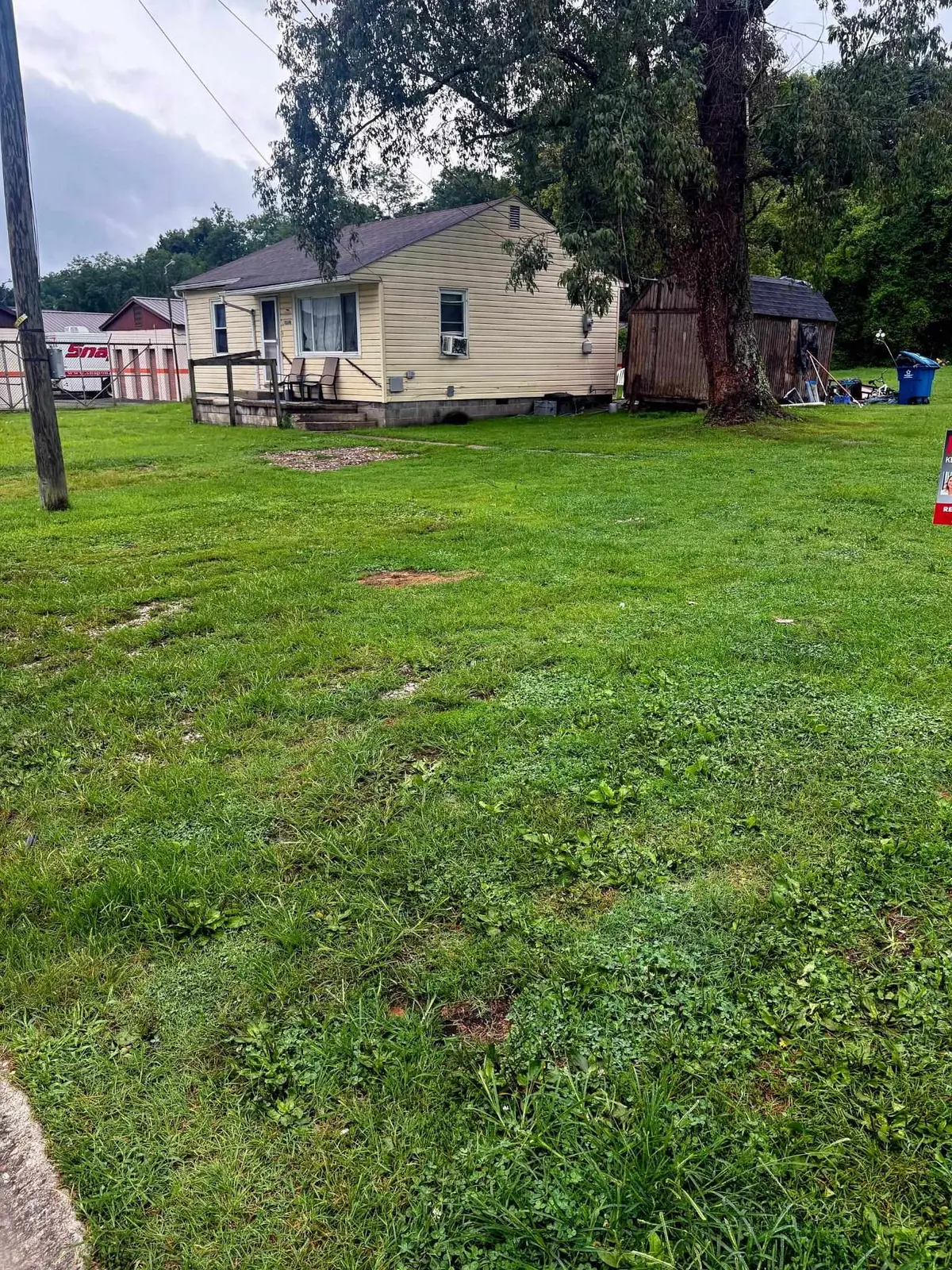 34 Stor More Rd, Huntington, WV 25705