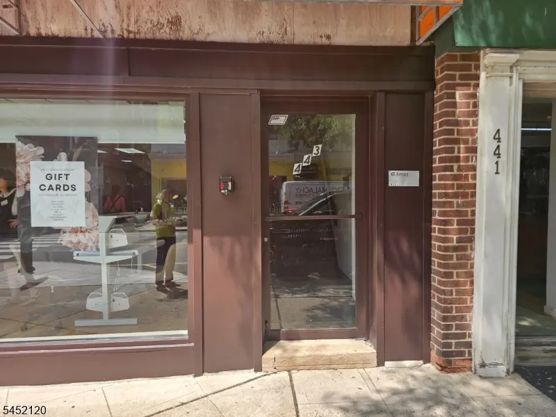 443-445 Springfield Ave #2C, Summit City, NJ 07901