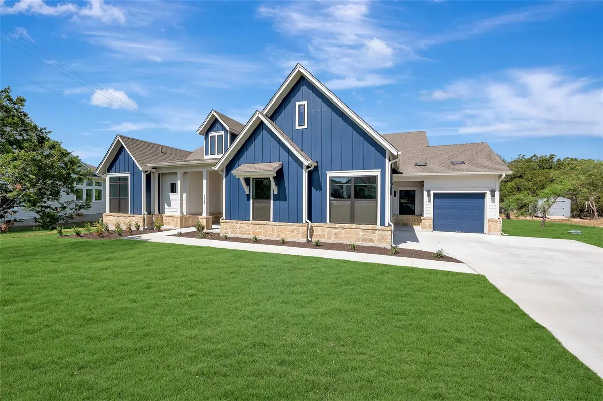 124 Rees Landing RD, Spicewood, TX 78669