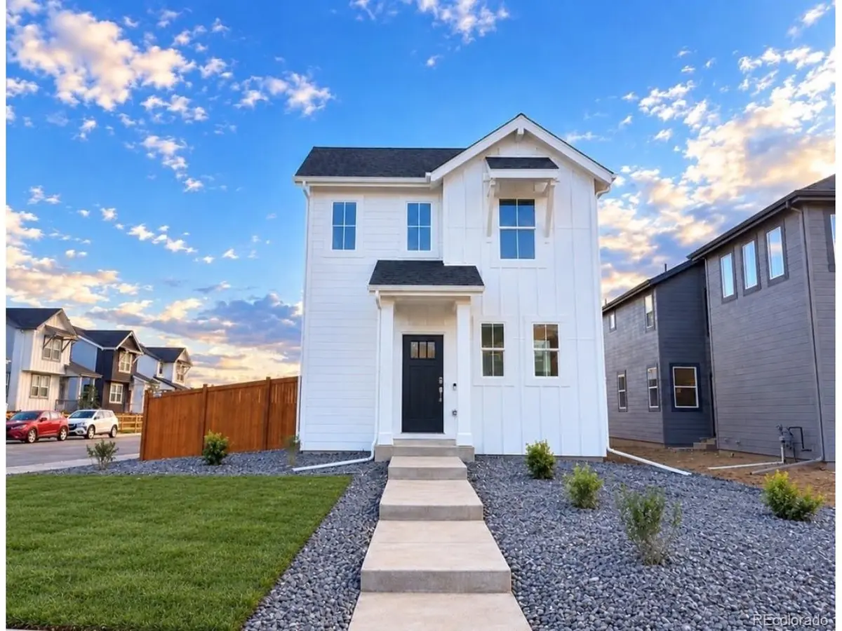 28460 E 4th, Watkins, CO 80137