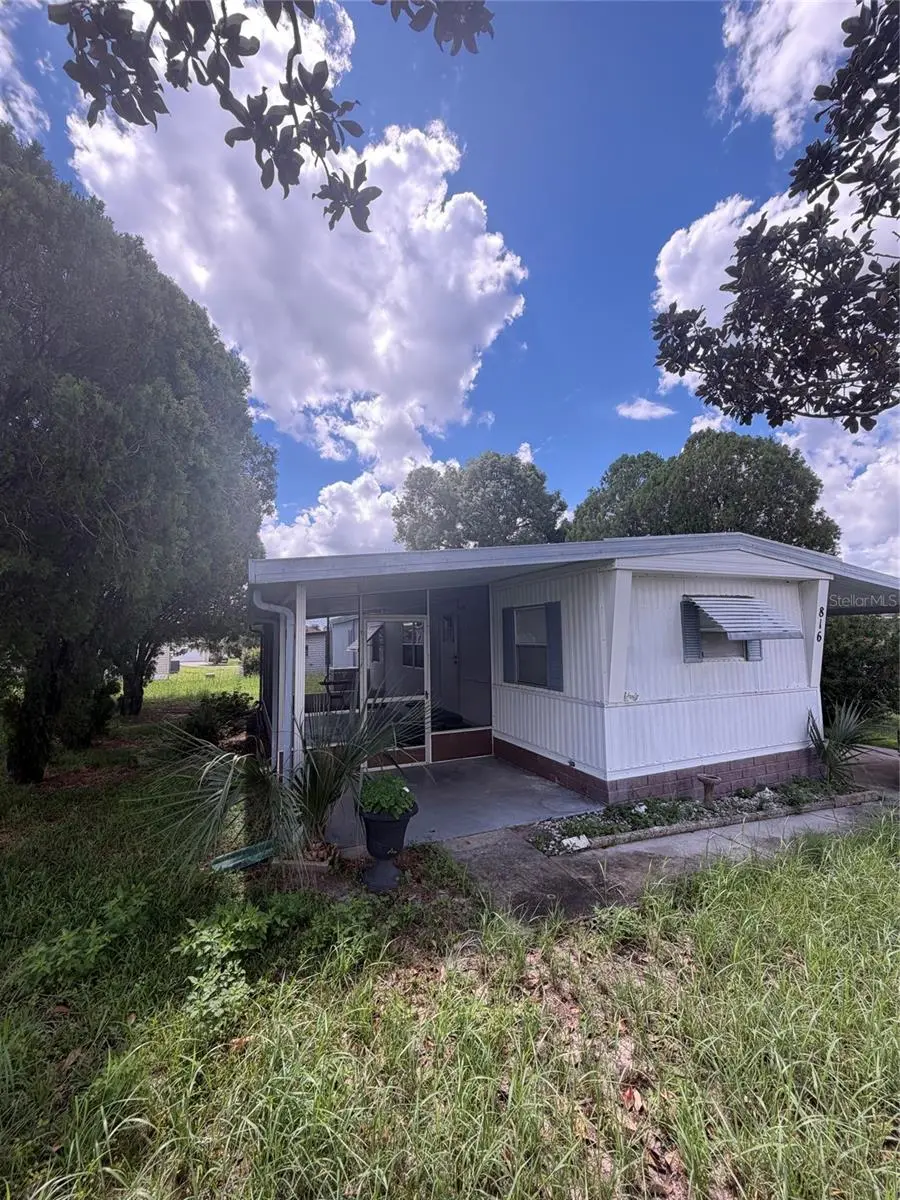 816 BEECHWOOD AVE, Lady Lake, FL 32159