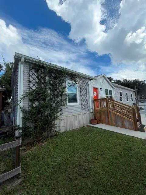 950 LAKE COVE TRL, Lakeland, FL 33813