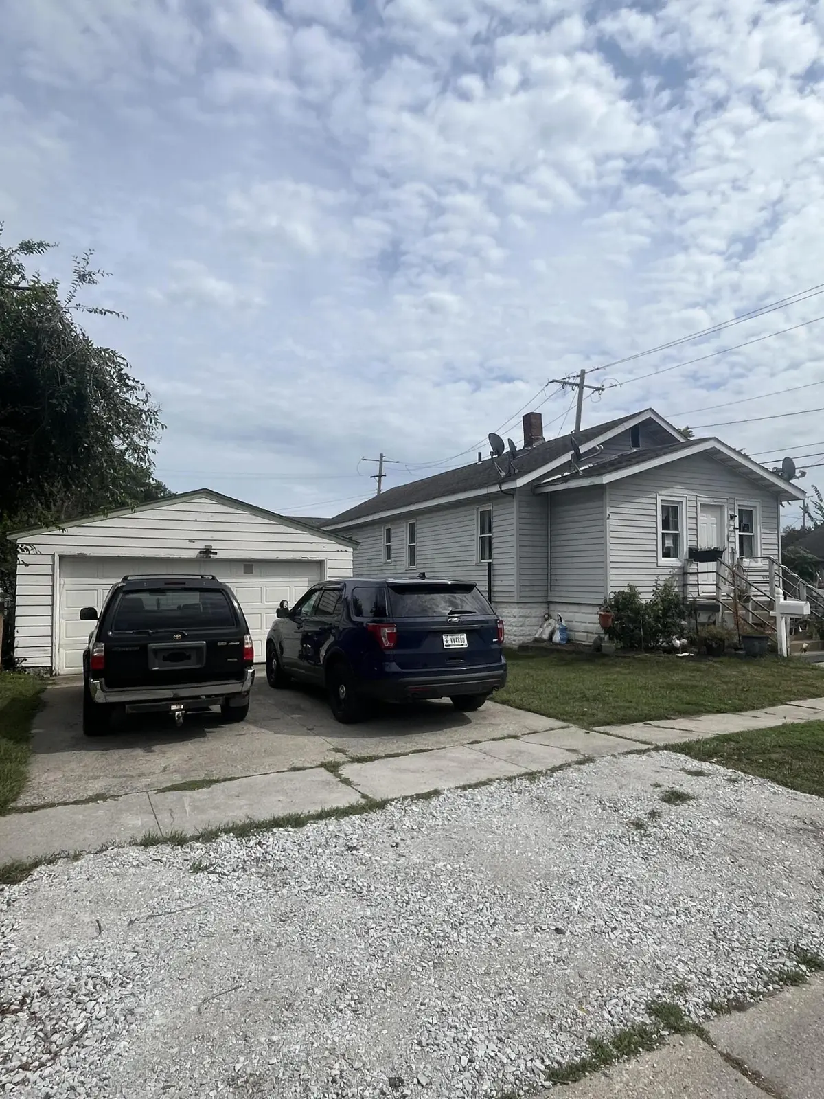 2749 Decatur ST, Lake Station, IN 46405