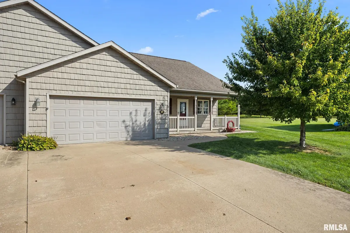 1248 WILLOW GLEN DR, Metamora, IL 61548