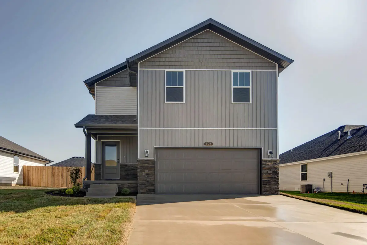 5250 W Josh ST, Springfield, MO 65802