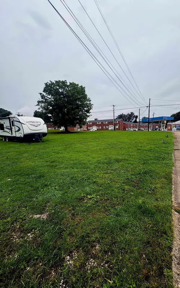 34 Stor More Rd, Huntington, WV 25705