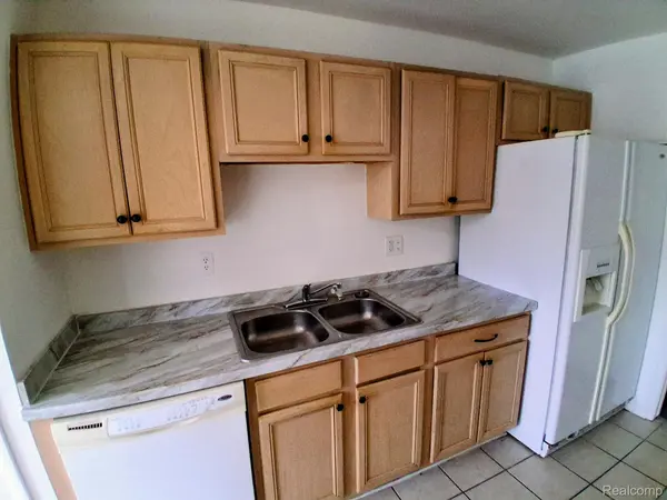 26583 Franklin Pointe DR #153, Southfield, MI 48034