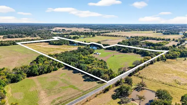 912 Bewley Road, Whitesboro, TX 76273