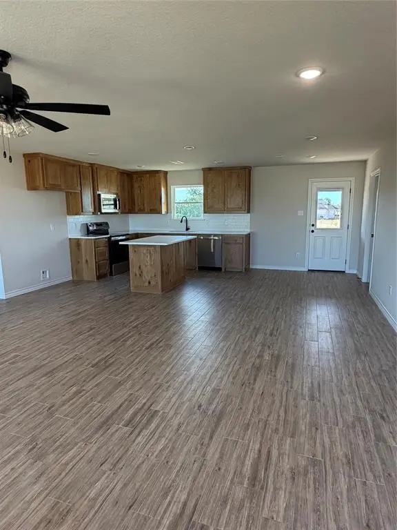1012 Morgan Court, Springtown, TX 76082