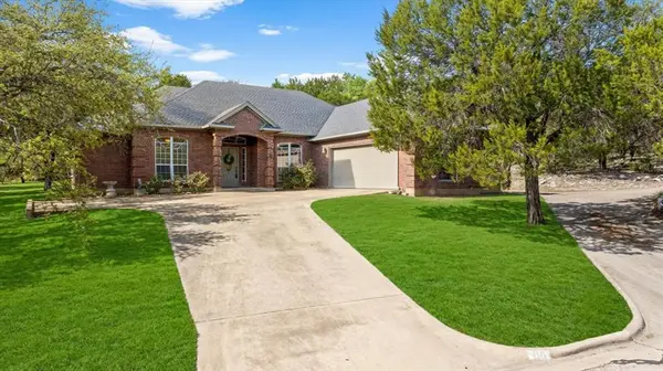 119 Spanish Oaks Trail, Glen Rose, TX 76043