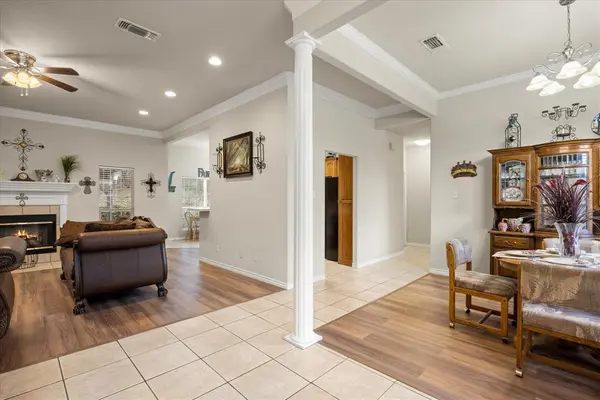 119 Spanish Oaks Trail, Glen Rose, TX 76043