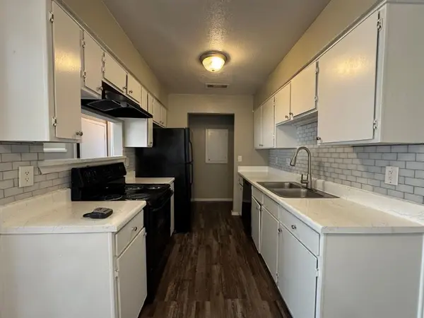 1122 Millview Drive #1805, Arlington, TX 76012