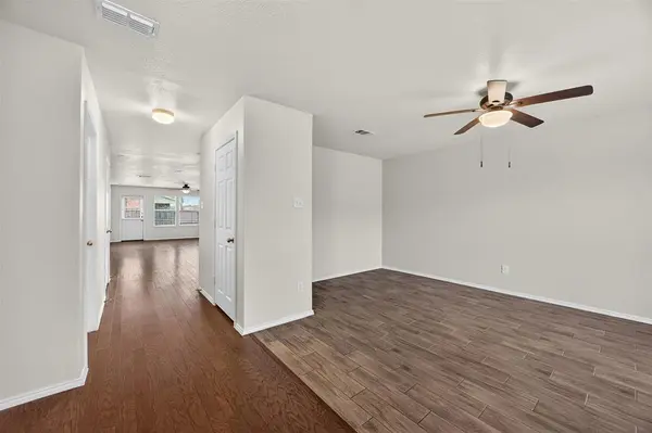 1019 Callahan Drive, Forney, TX 75126