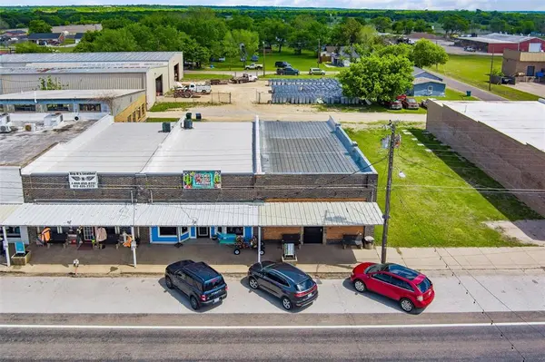 209 Main Street, Maypearl, TX 76064