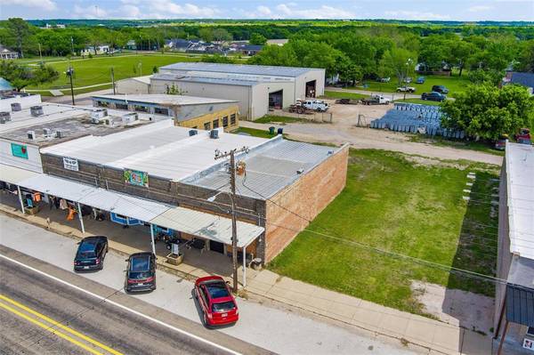 209 Main Street, Maypearl, TX 76064