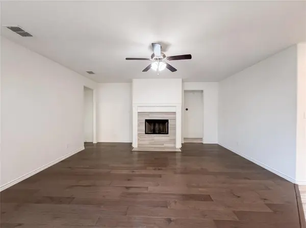10513 Summer Place Lane, Fort Worth, TX 76140
