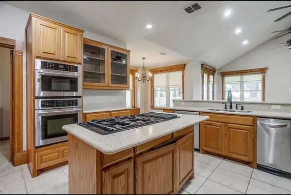 5520 Dido Hicks Road, Fort Worth, TX 76179