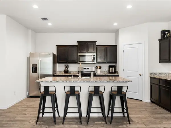 6221 Flour Mill Run, Fort Worth, TX 76179