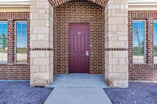 8212 Liberty Grove Road #100 & 200, Rowlett, TX 75089