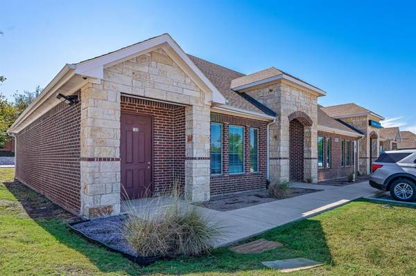 8212 Liberty Grove Road #100 & 200, Rowlett, TX 75089