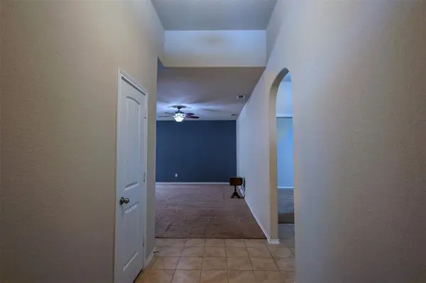 624 River Rock Drive, Azle, TX 76020