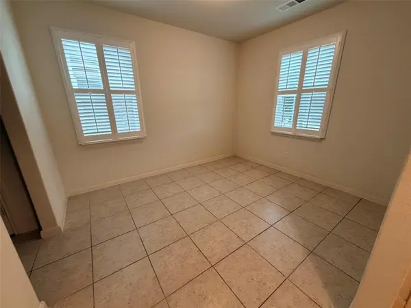 1617 Park Trails Boulevard, Princeton, TX 75407