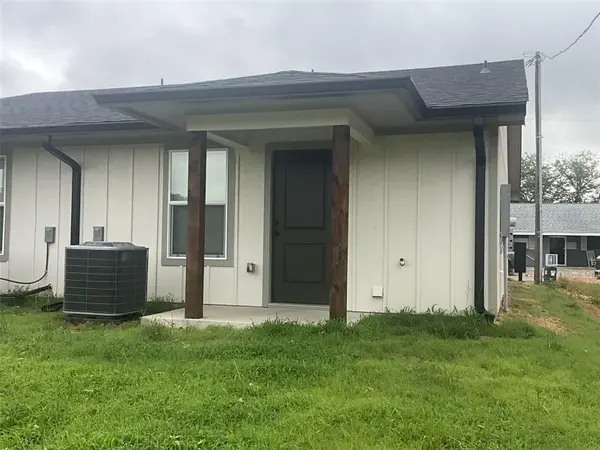 533 Bradburn Road #100, Grand Saline, TX 75140