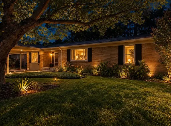 828 Billie Ruth Lane, Hurst, TX 76053