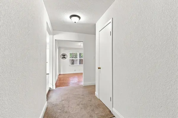 403 E Huitt Lane, Euless, TX 76040