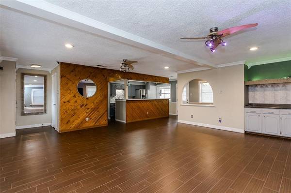 2517 Rosewood Drive, Mesquite, TX 75150