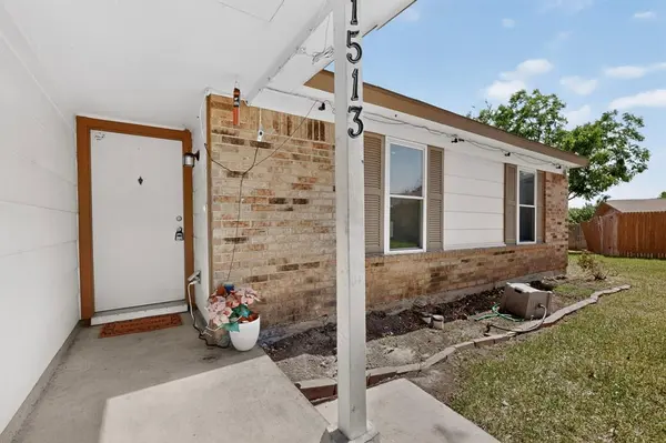 1513 Pelican Court, Garland, TX 75040