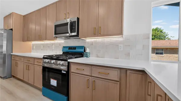 3757 Blue Trace Lane, Farmers Branch, TX 75244
