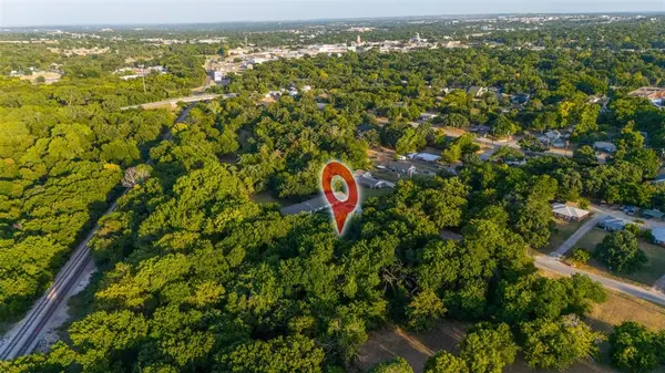 610 North Street, Weatherford, TX 76086