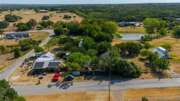 753 Lois Circle, Weatherford, TX 76086