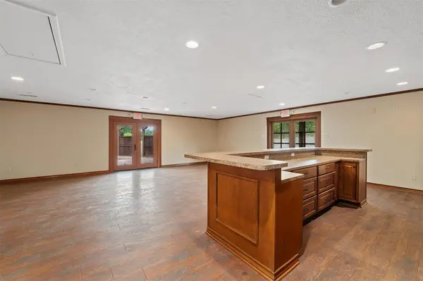 6401 Rock Creek Road, Waco, TX 76708