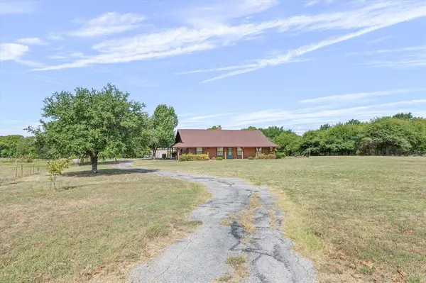 9150 State Highway 198, Canton, TX 75103