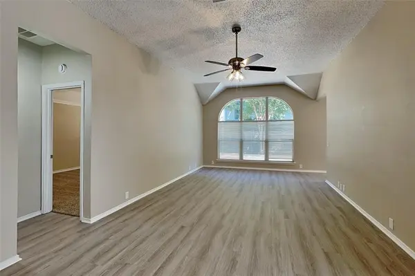 4733 Parkmount Drive, Fort Worth, TX 76137