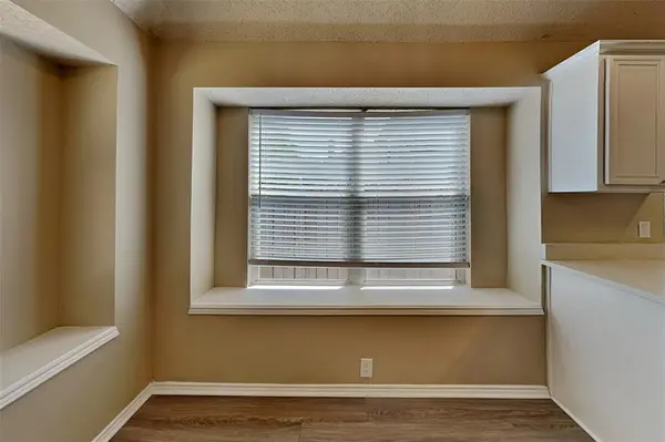 4733 Parkmount Drive, Fort Worth, TX 76137